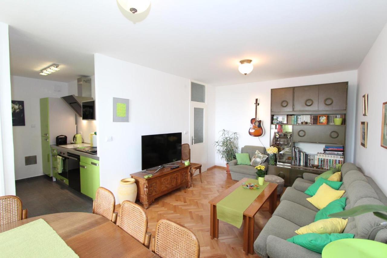 Apartament Elia